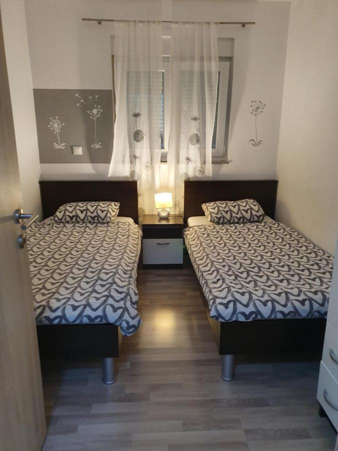 Lavender Apartments Драге Екстериор снимка